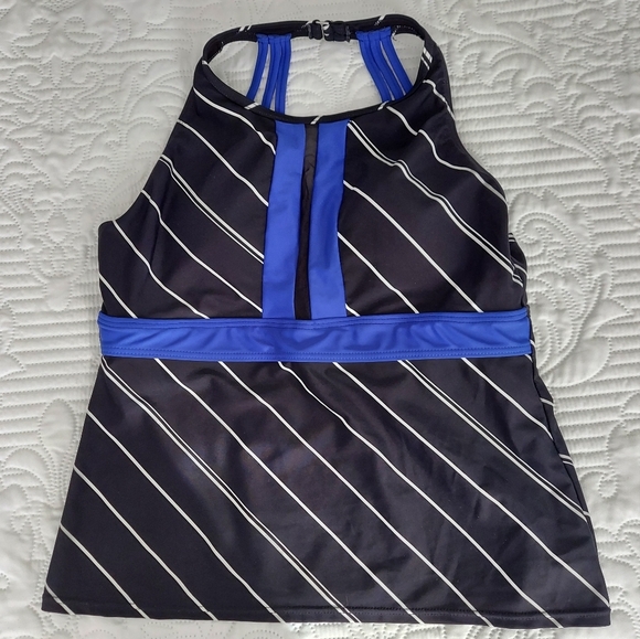 Mazu Swimwear High-Neck Tankini Top - Picture 3 of 10
